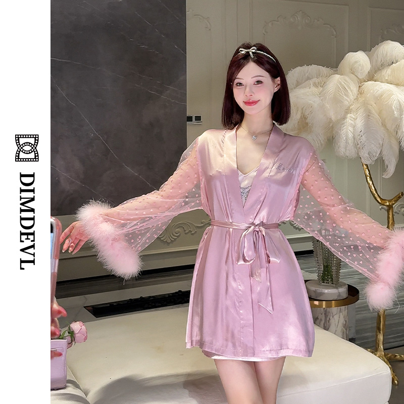 DIMDEVL/汀黛七夕粉色纯欲爱心蕾丝缎面拼接毛毛袖法式气质睡袍