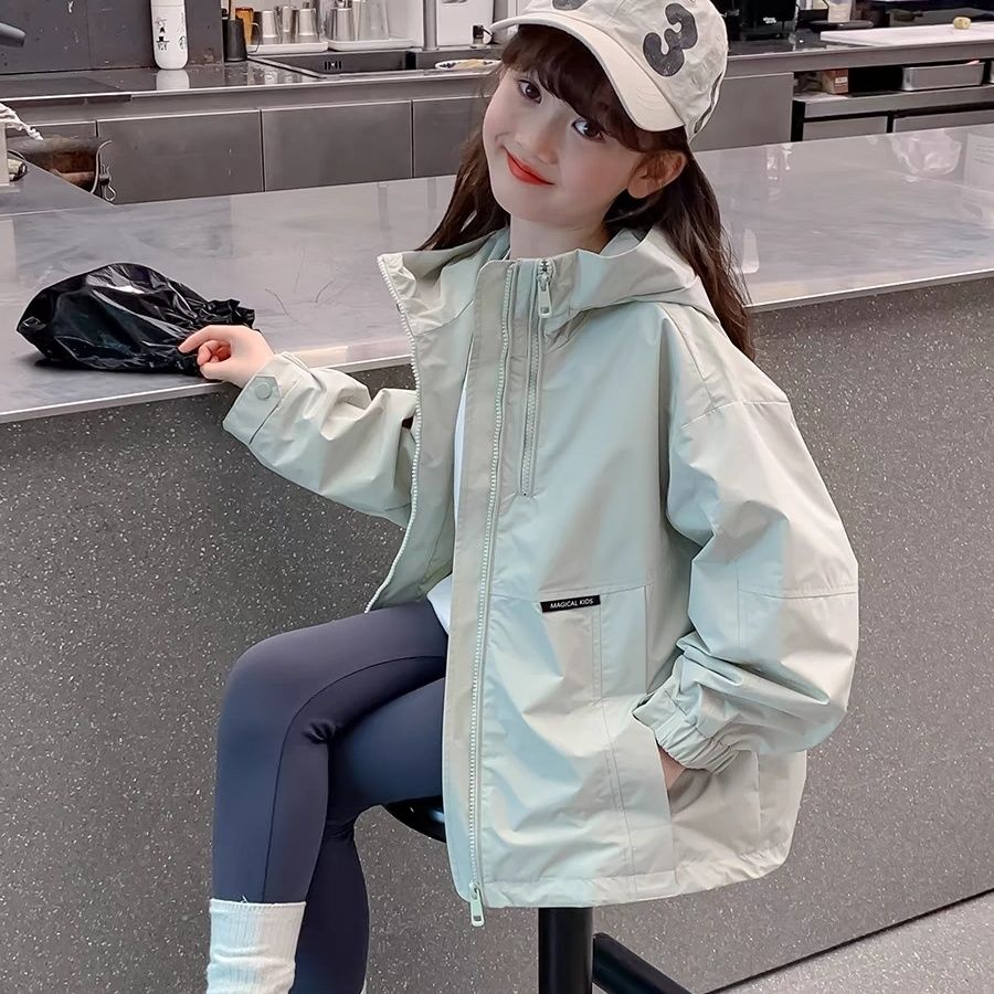 【店铺热销】女童外套连帽冲锋衣春秋款2025新款儿童春装衣服洋气衣