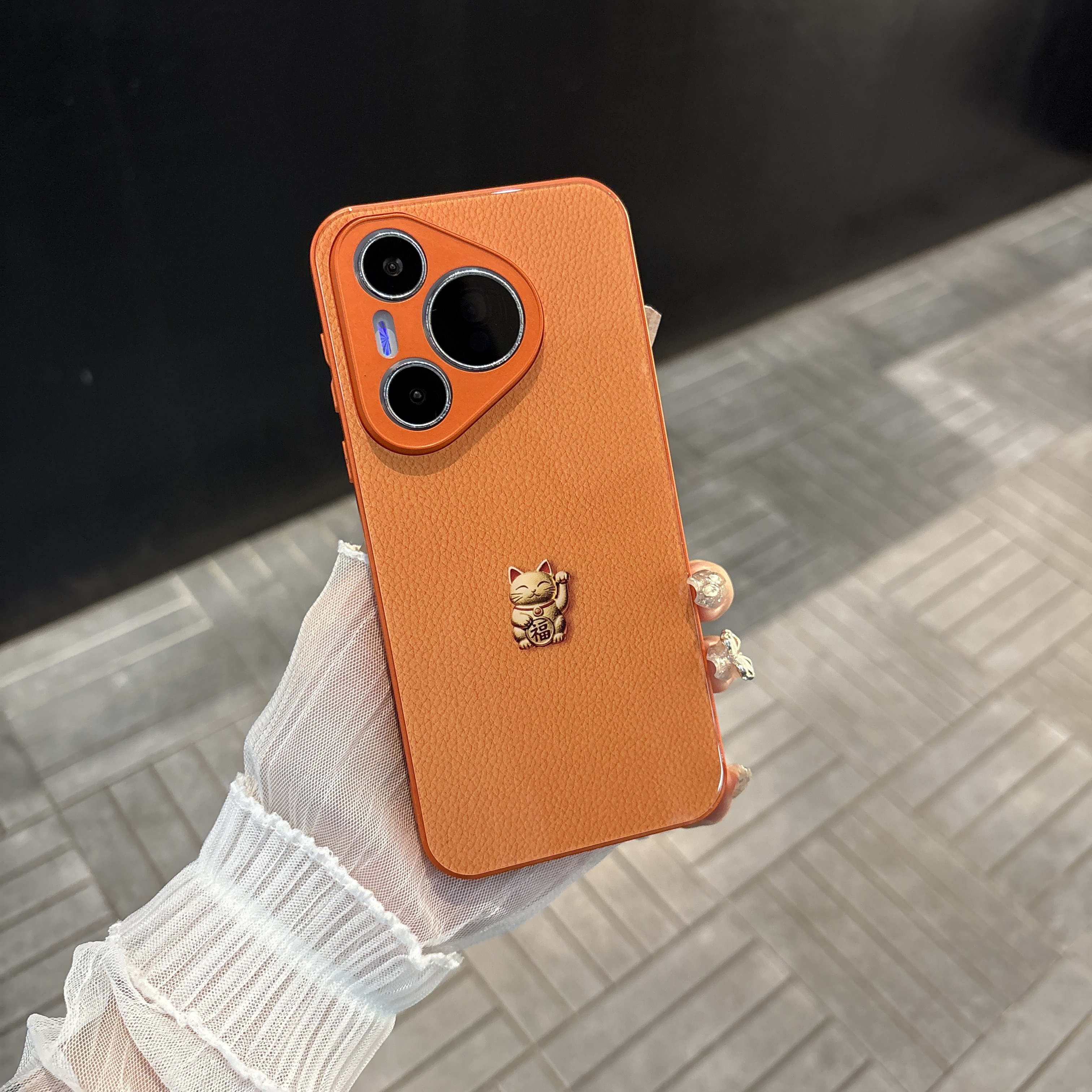 苹果/华为/oppo/vivo/小米 招财猫适用pura70肤感玻璃防摔手机壳