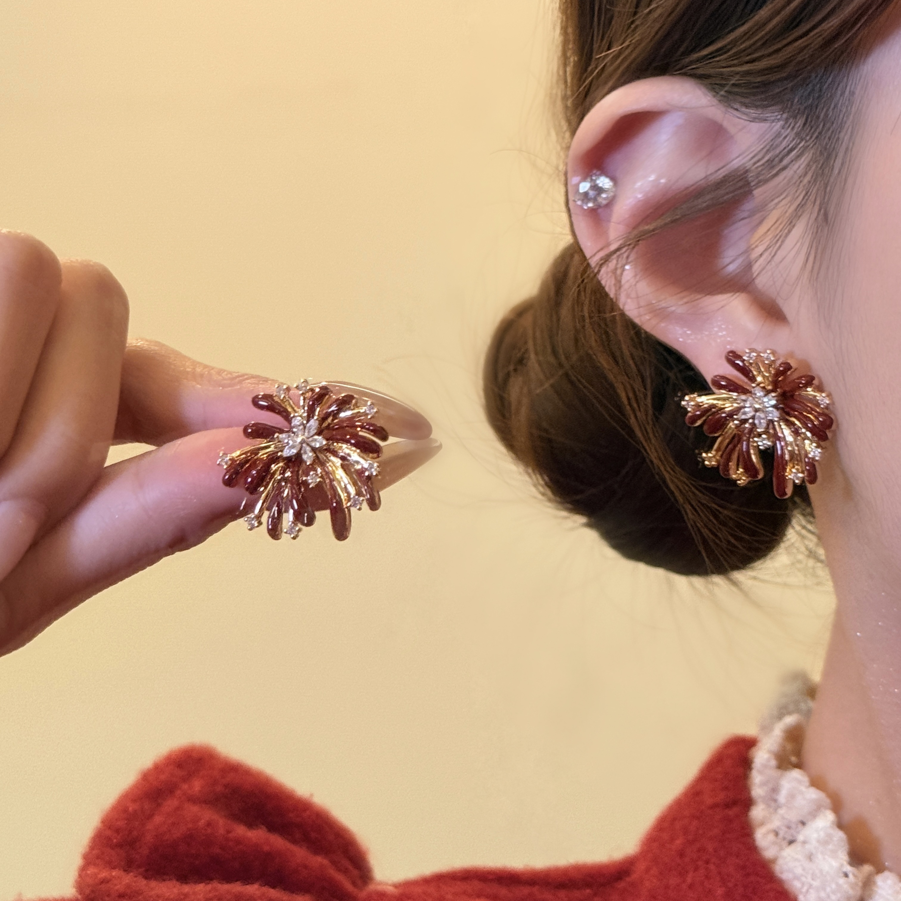 铜合金锆石耳饰 红色闪钻烟花耳钉女2025新款高级感独特圣诞耳饰