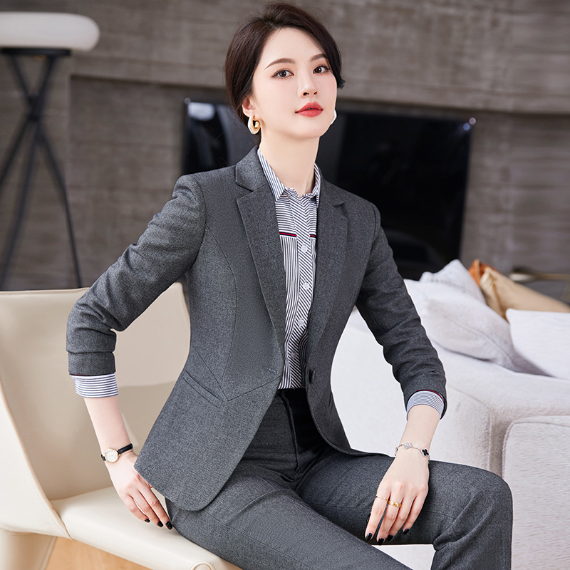 高级感灰色西服外套女神范春秋气质时尚休闲修身商务韩版工作服女