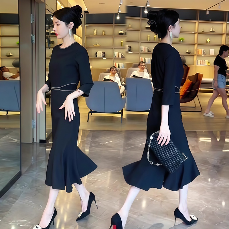 气质时尚连衣裙女秋季新款七分袖收腰修身显瘦设计感包臀鱼尾裙潮