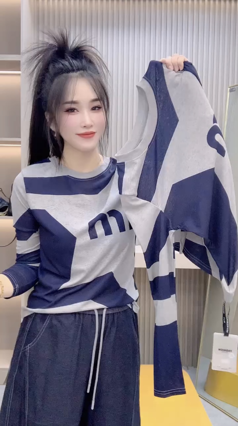 欧洲站2025秋季新款字母拼色长袖防晒t恤女时尚宽松显瘦套头上衣