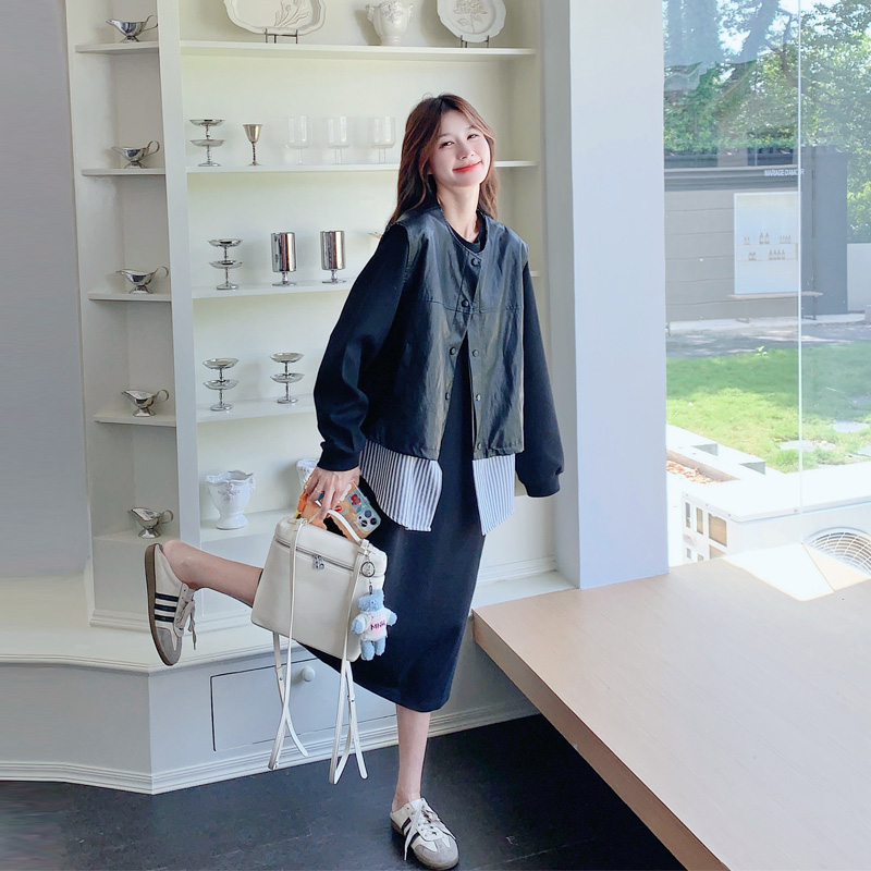 甜酷松弛感套装裙2025春秋新款ins风假两件条纹拼接皮马甲卫衣裙