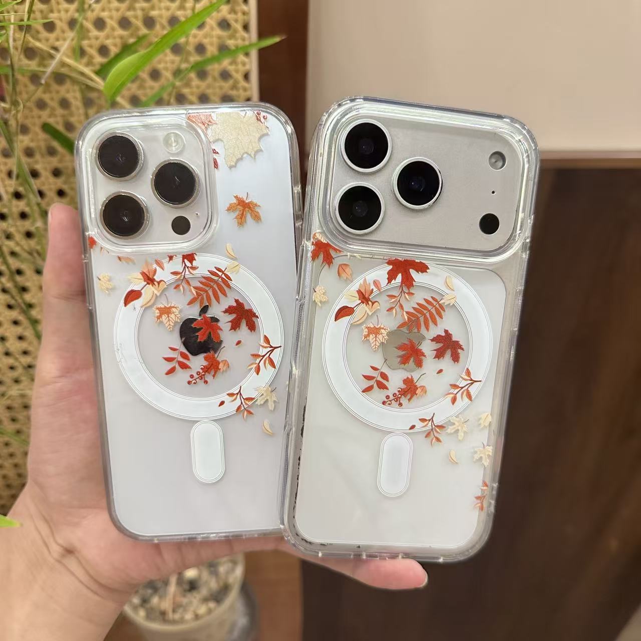 高级感枫叶透明磁吸适用苹果17pro/16promax手机壳iPhone15