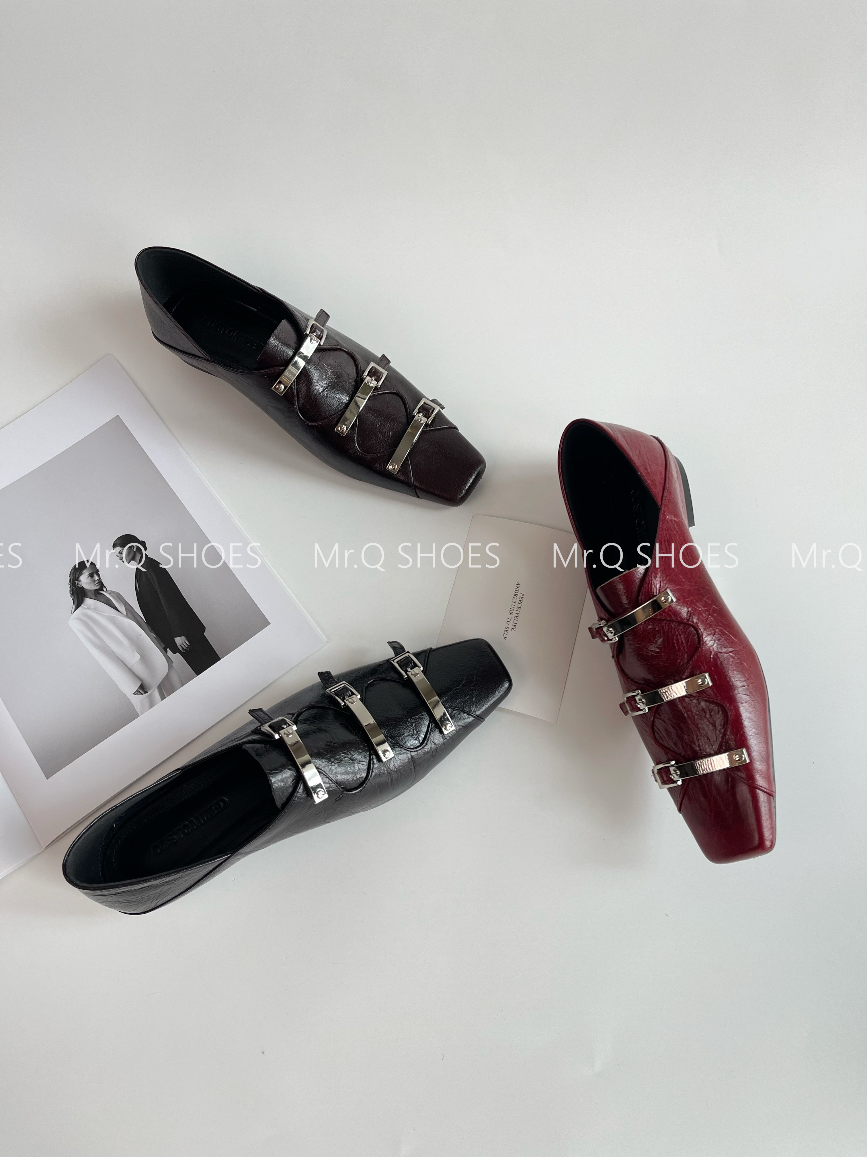 34-40码/跟高1cm/黑棕红/腔调感方头金属扣两穿低跟单鞋