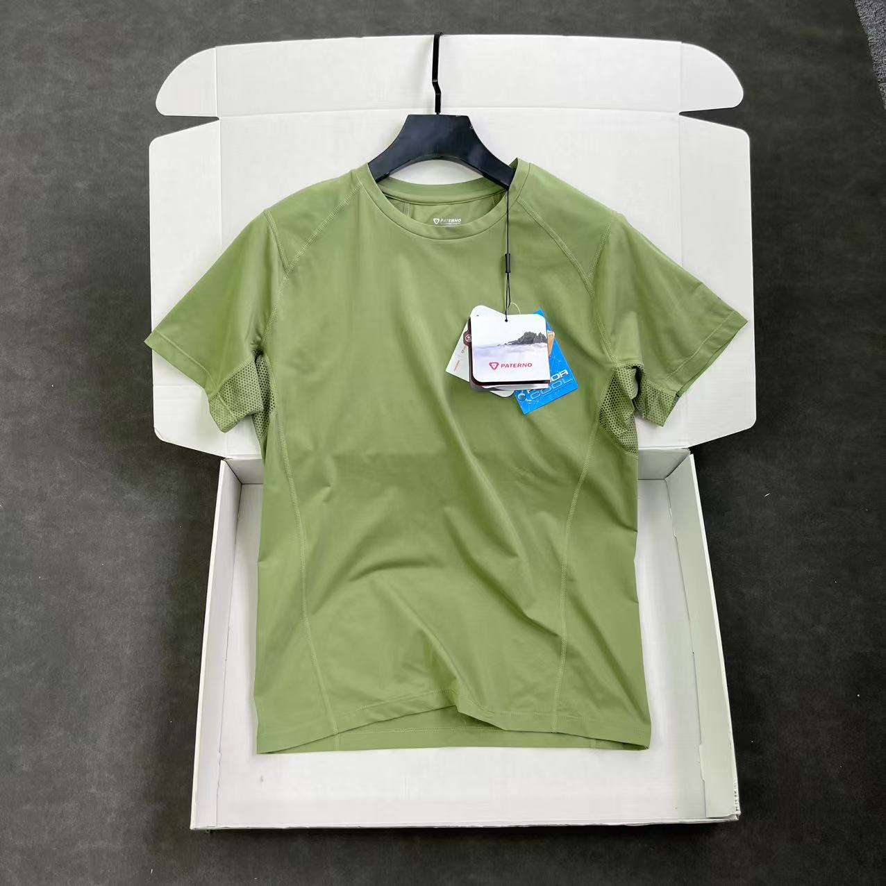 意式设计师款 轻奢牛货 男士运动休闲速干透气短袖T恤 立体裁剪