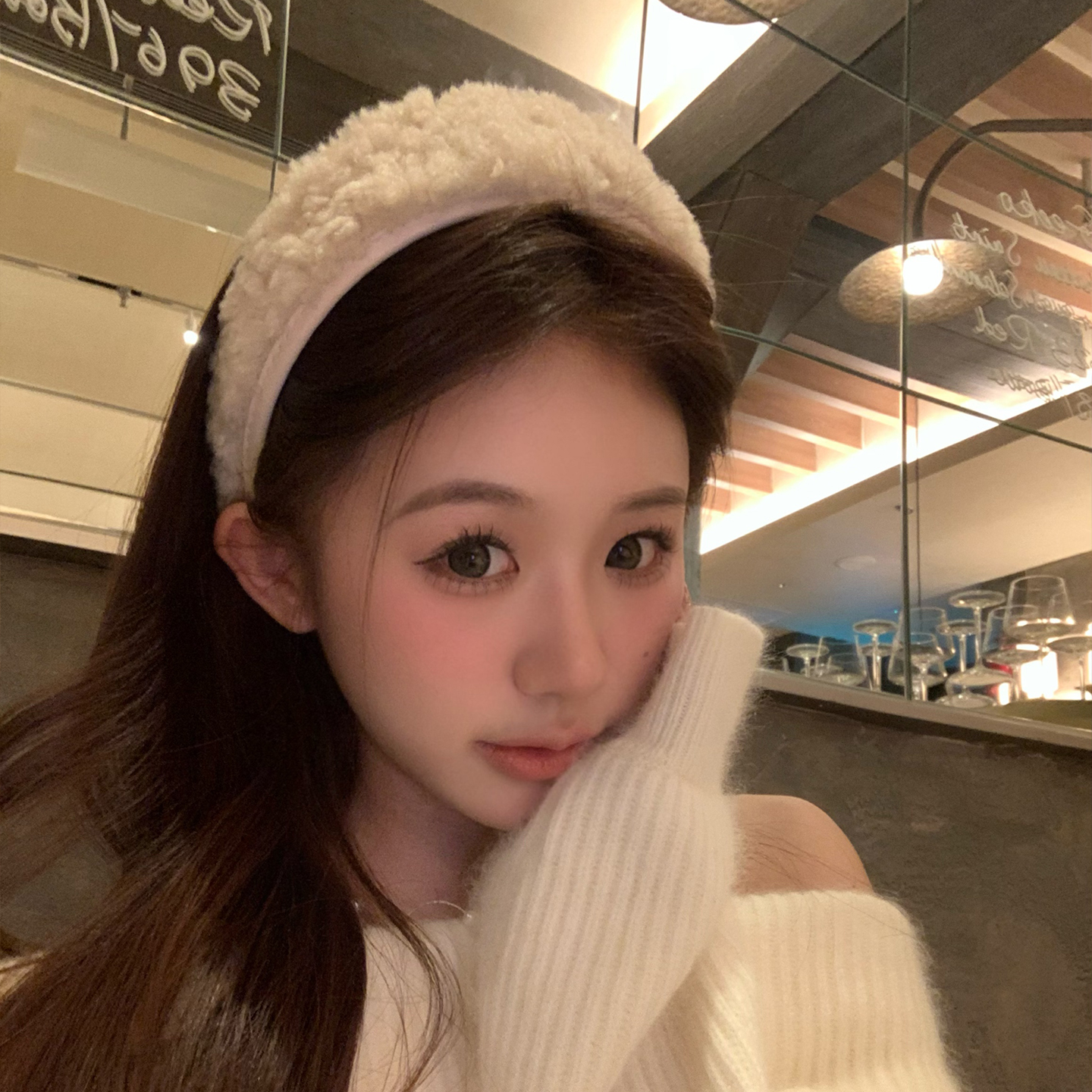 米色金标羊羔毛绒宽边发箍女高颅顶头箍秋冬毛茸茸发饰氛围感头饰