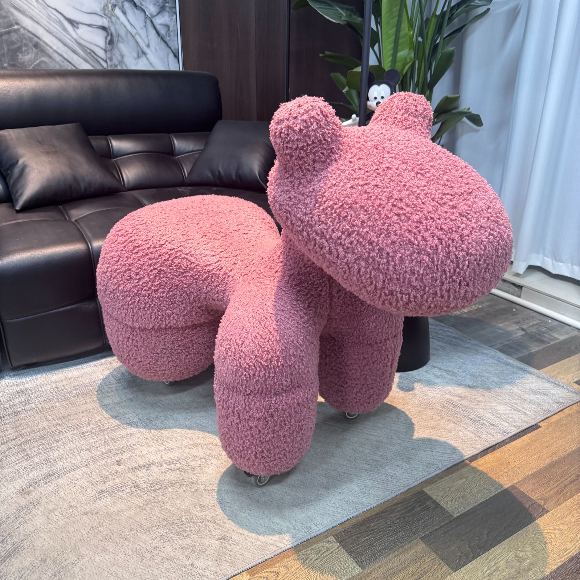 网红万向轮超大号小马凳滑轮创意可爱简约家用卧室轻奢儿童凳子