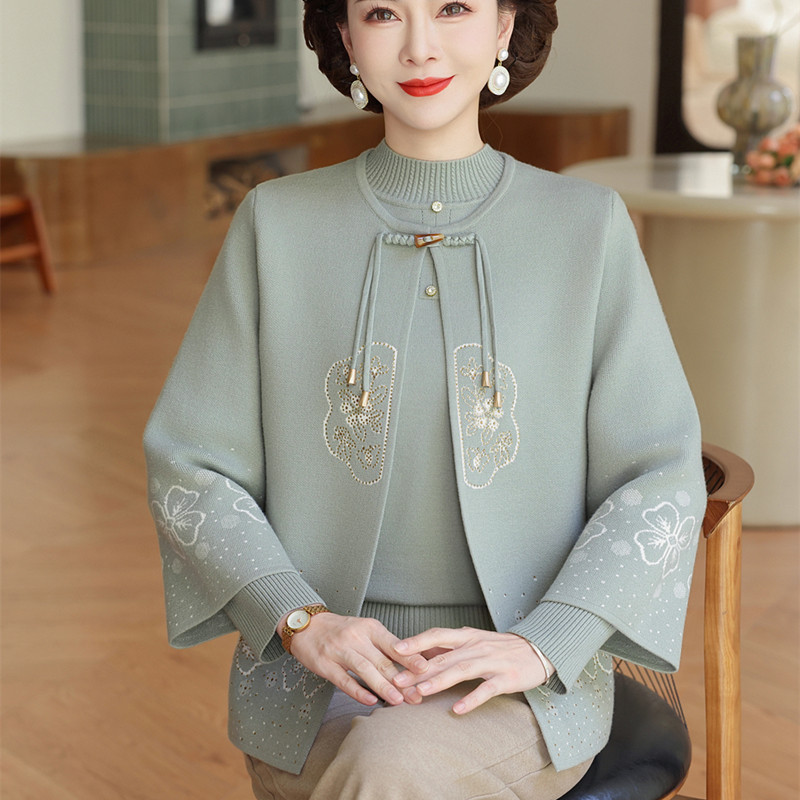 新款中老年女加绒国风毛衣开衫两件套2025中式妈妈装加大针织外套