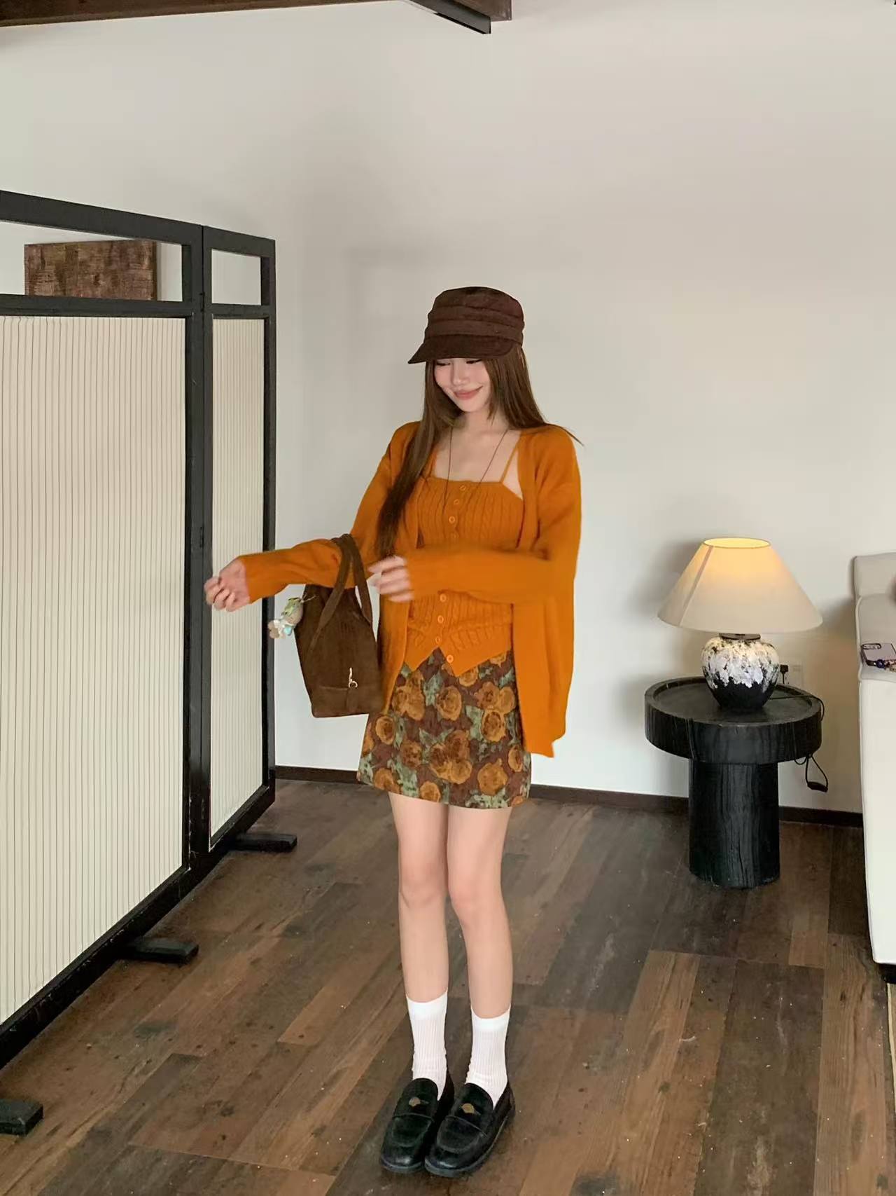 早秋新款法式气质一字肩长袖毛衣搭配高腰碎花半身裙