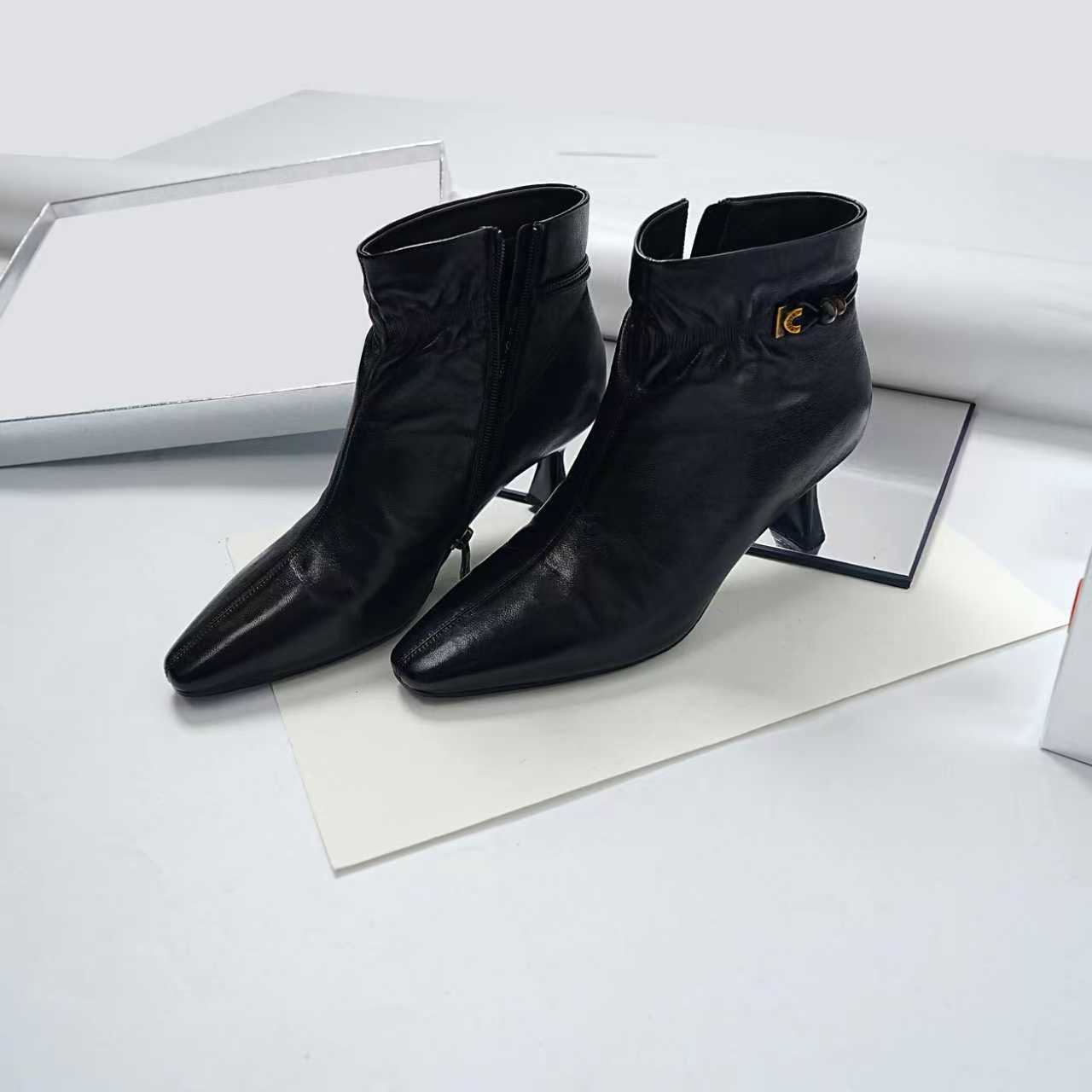 金雀绫【左岸邂逅】百搭真皮尖头短靴女士细跟英伦靴子SZAK3XAM121