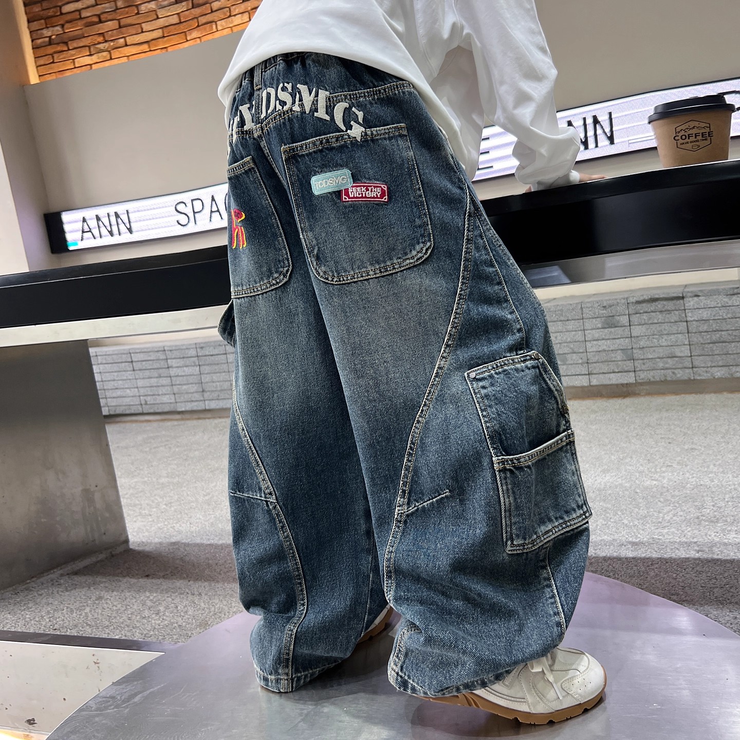 男童秋季痞帅牛仔裤多口袋2025新款大儿童拼接裤子设计感春秋炸街