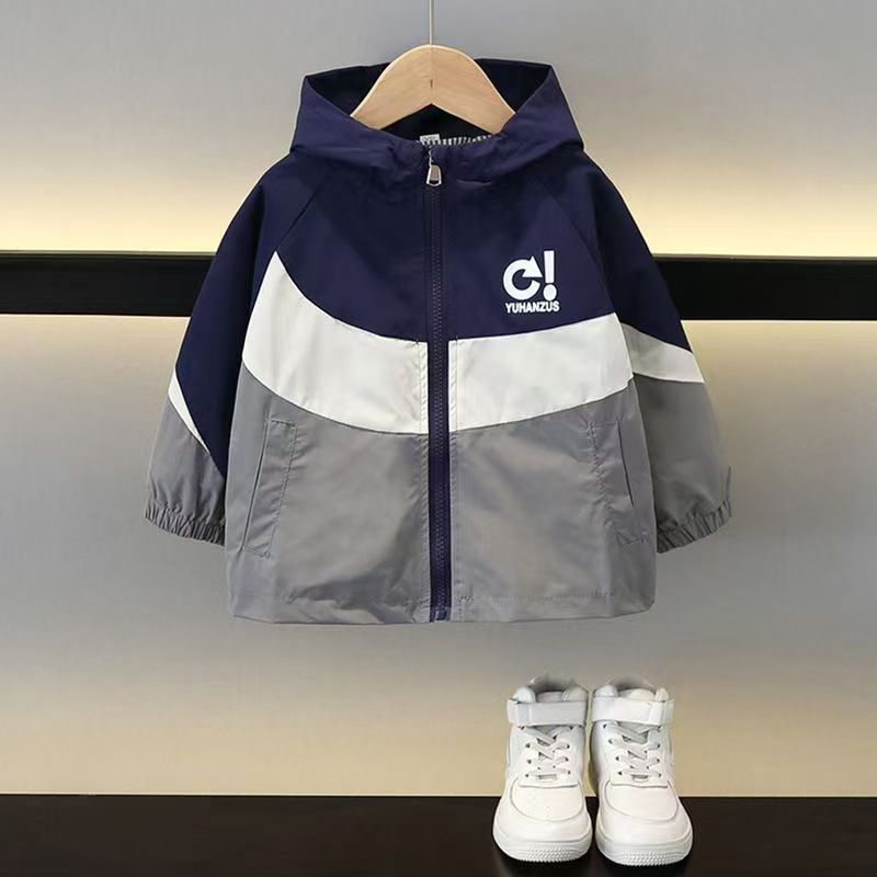 男童连帽外套中小童2025帅气洋气春秋休闲风衣时髦炸街上衣儿童潮