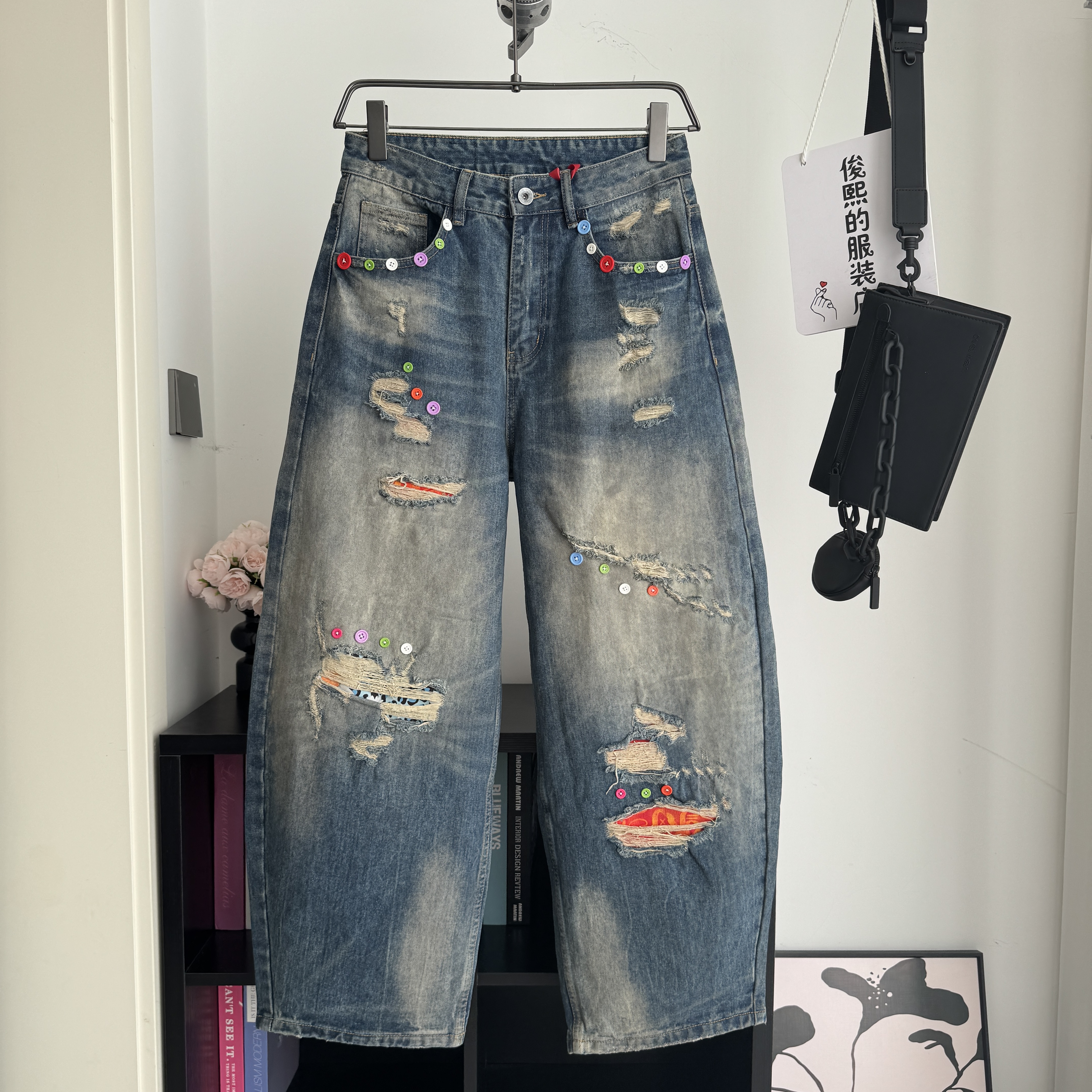 2026春季潮款纽扣破洞牛仔弯刀裤男做旧阔腿裤牛仔裤潮流31081C