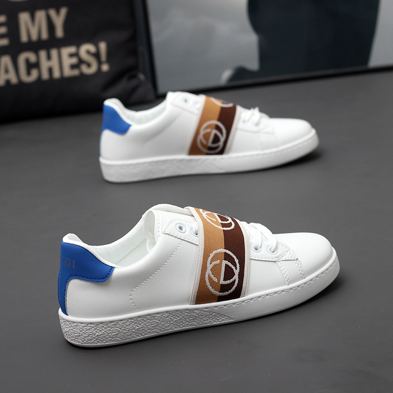 男鞋新款一脚蹬小白鞋潮流百搭低帮软底运动休闲板鞋韩版套脚鞋