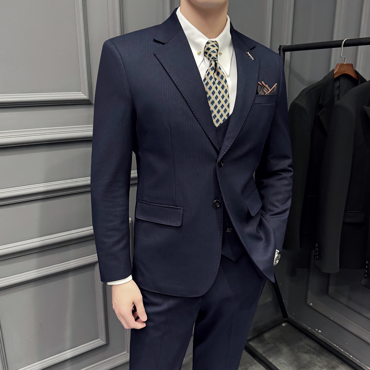 深蓝色西装套装高级感蓝色条纹西服韩版男士结婚新郎商务宴会礼服