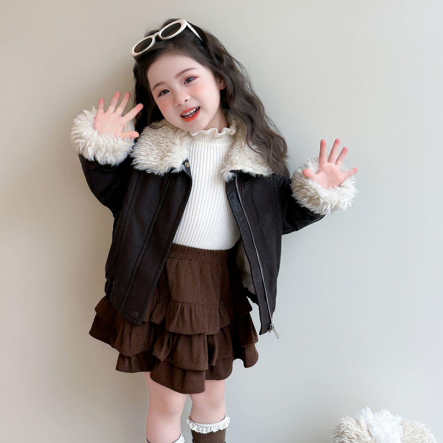 女童冬款外套2025年新款韩版加绒夹克3-5岁6儿童时髦潮款冬装皮衣