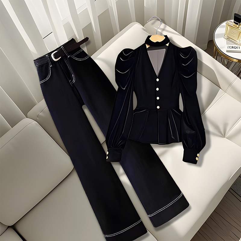 秋季套装女款2025新款法式挂脖小香风丝绒长袖衬衫休闲高腰直筒裤