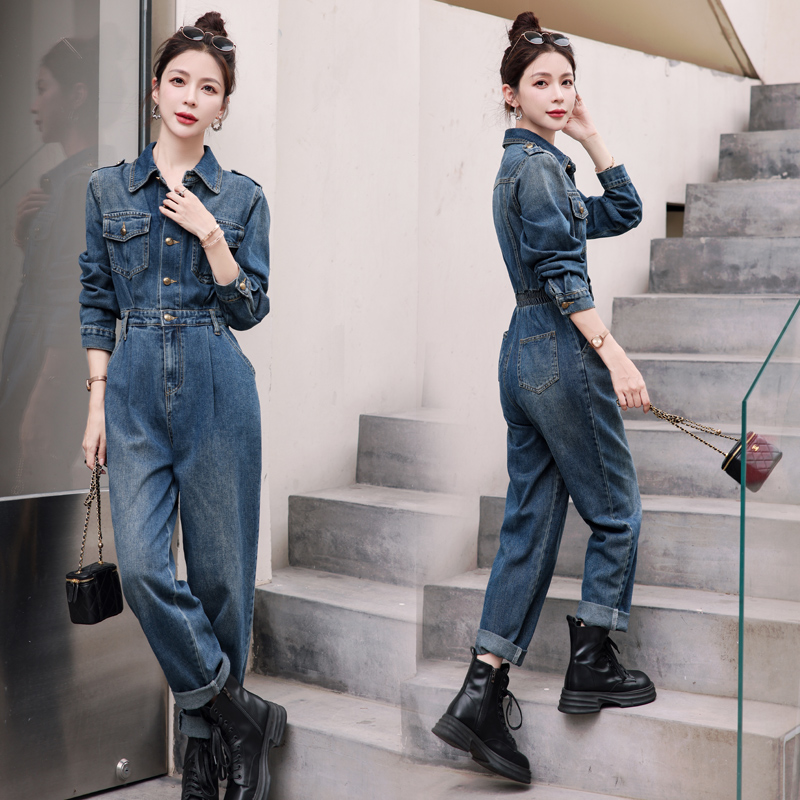 港风复古牛仔连体裤女2025春秋气质爆款洋气减龄高腰工装连体衣