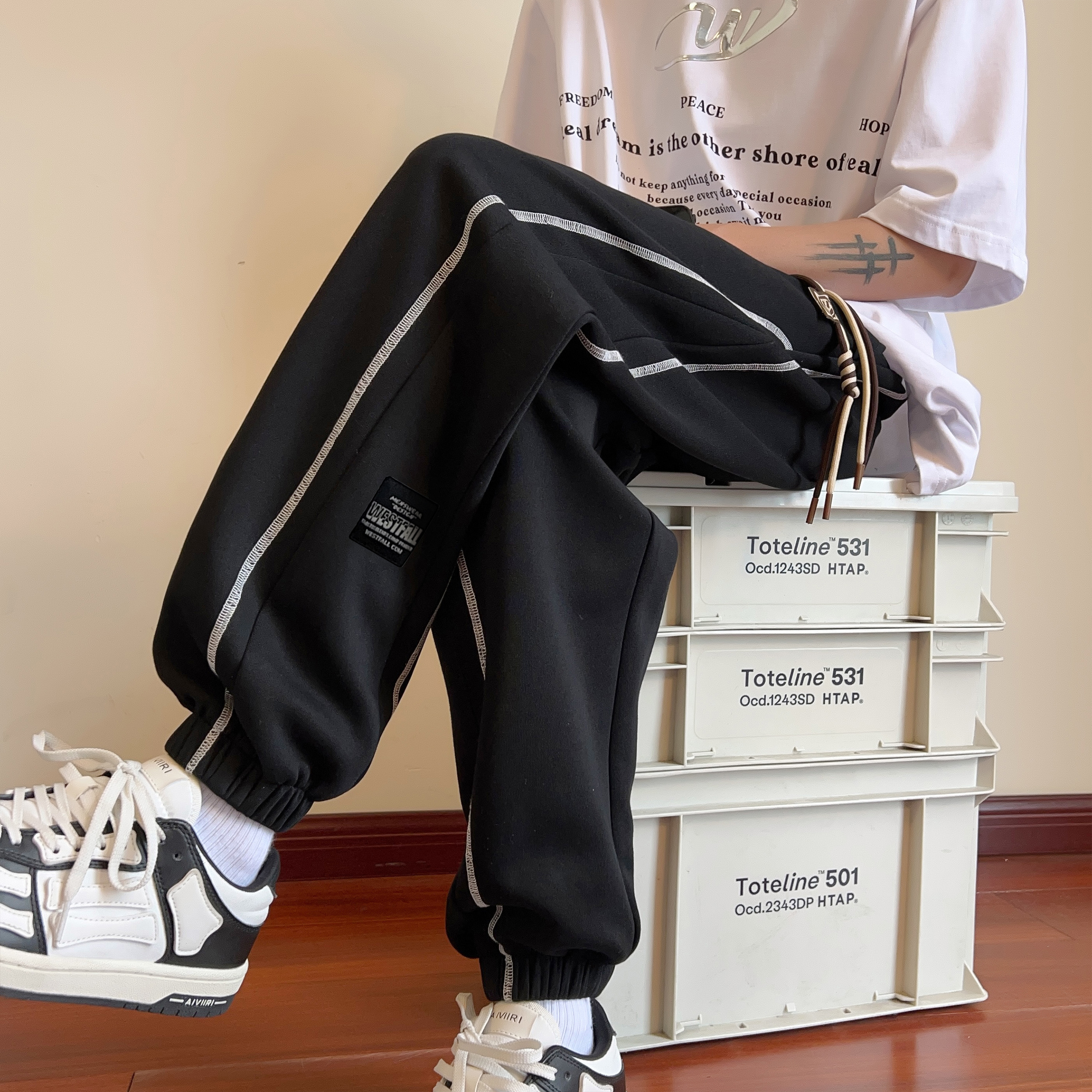 春秋季潮流新款休闲裤子男孩初中学生帅气束脚长裤青少年运动卫裤