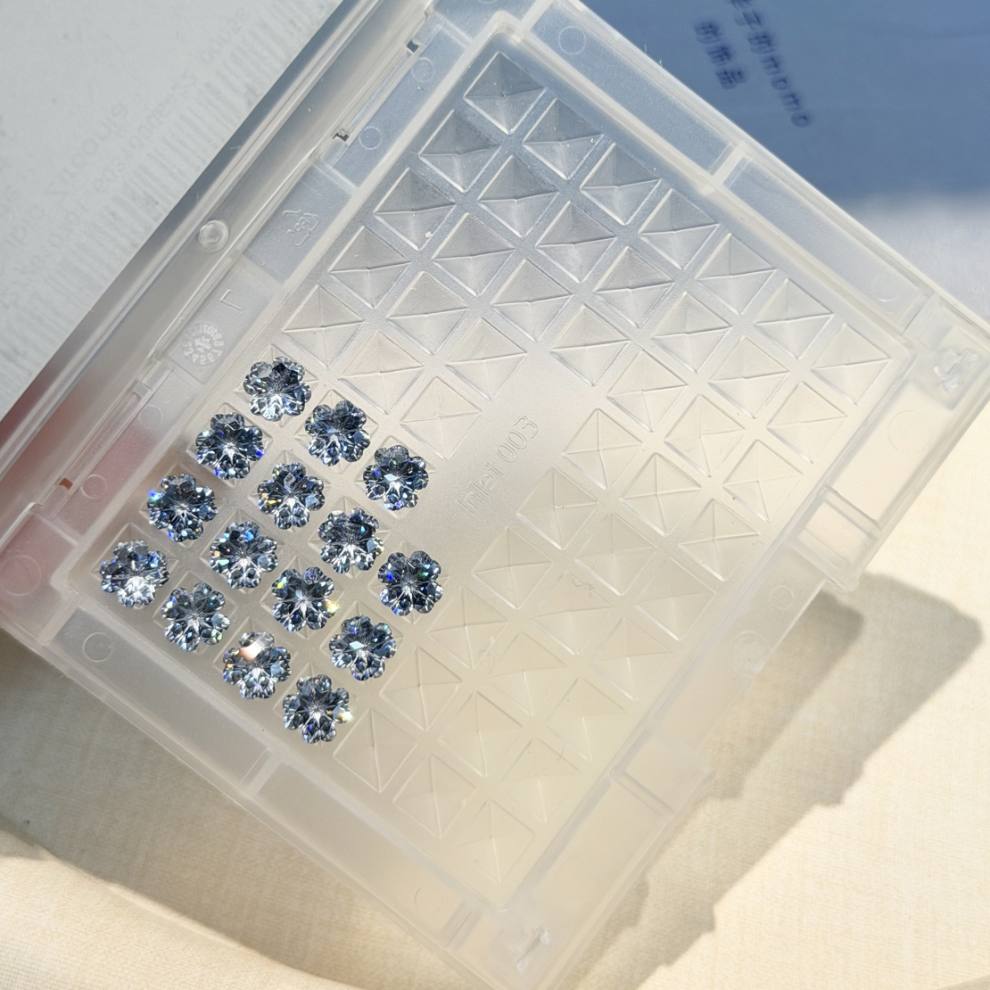 钛钢耳饰 定制款绝绝美锆石耳钉系列3号/爪镶款/单只