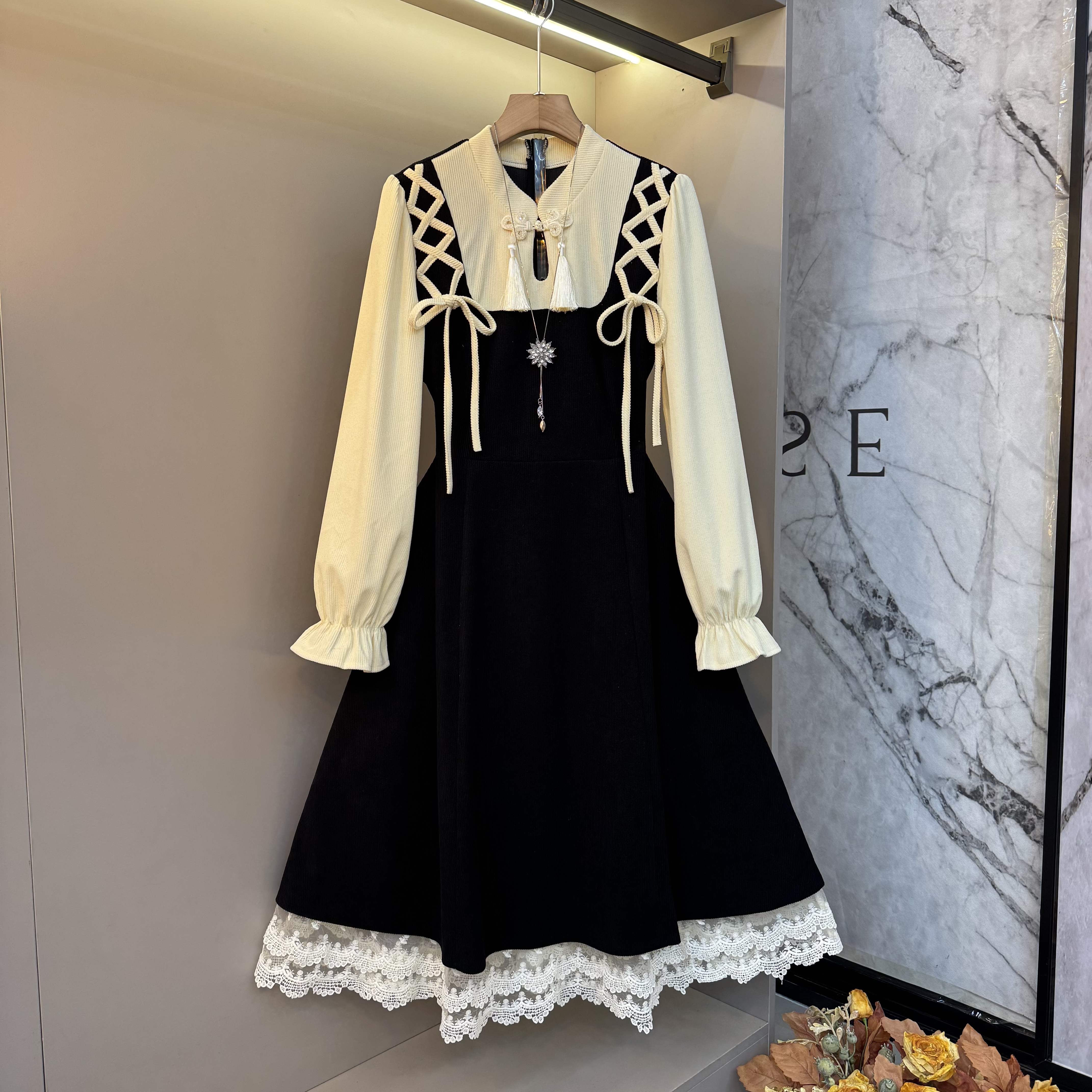 2025时尚轻奢法式蝴蝶结假两件设计感气质微胖显瘦大码连衣裙1823