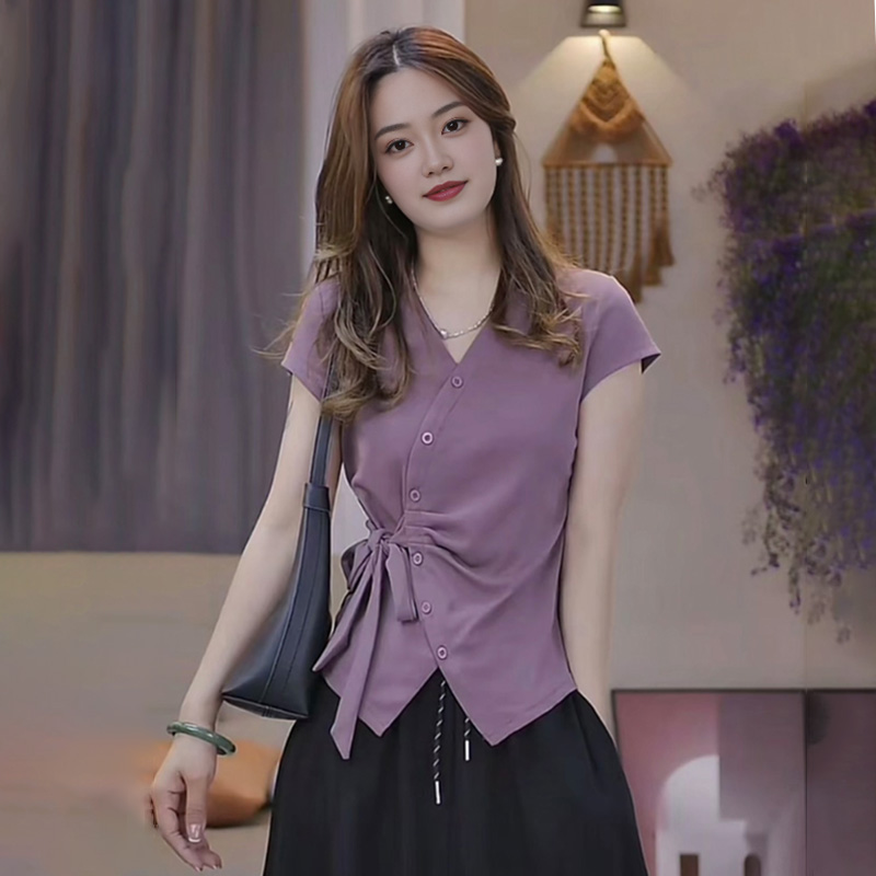 大码胖mm法式设计感系带短袖T恤女夏季气质百搭收腰开叉小衫上衣