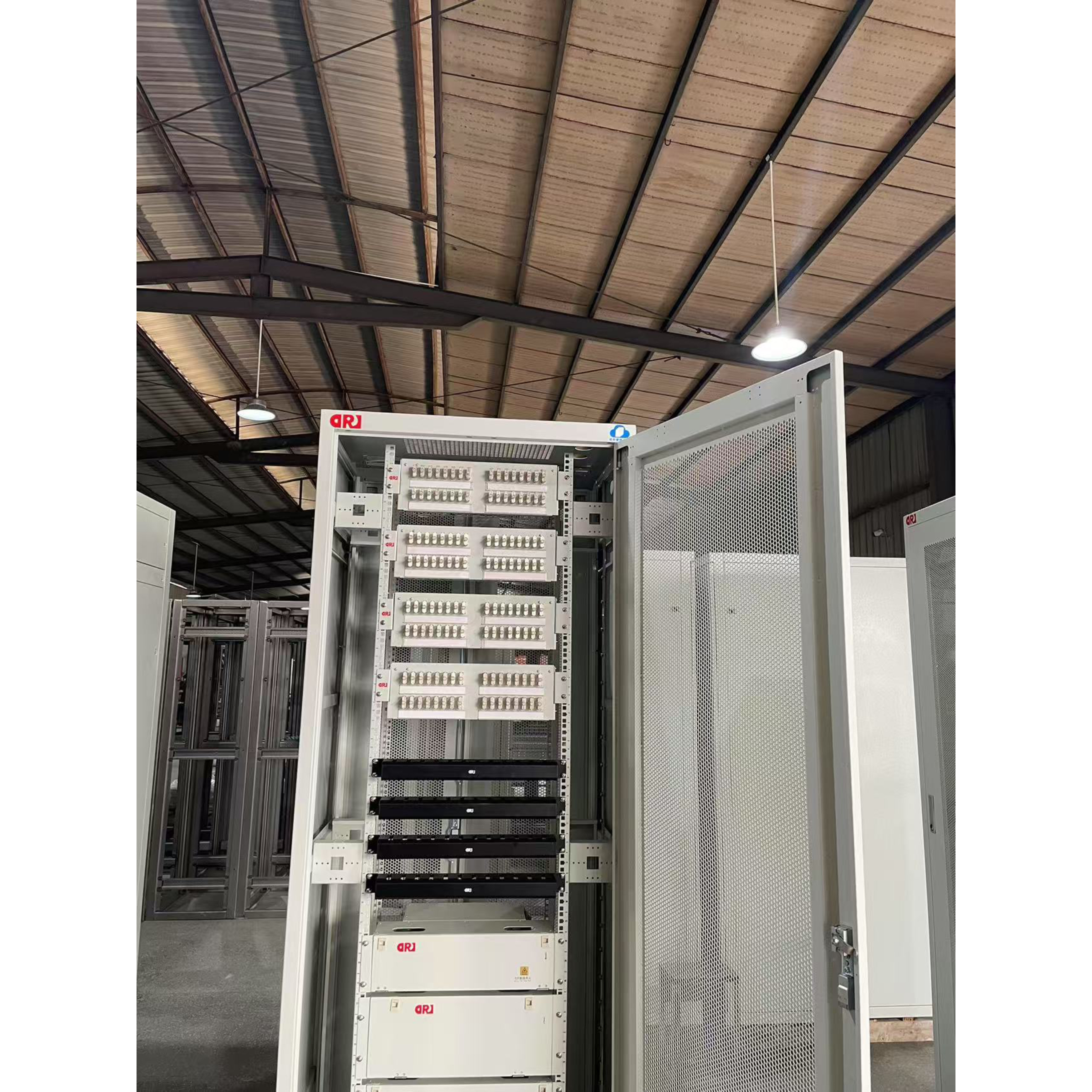 德瑞佳 标准国网屏柜 光纤配线架屏 支持定制规格尺寸 交期快