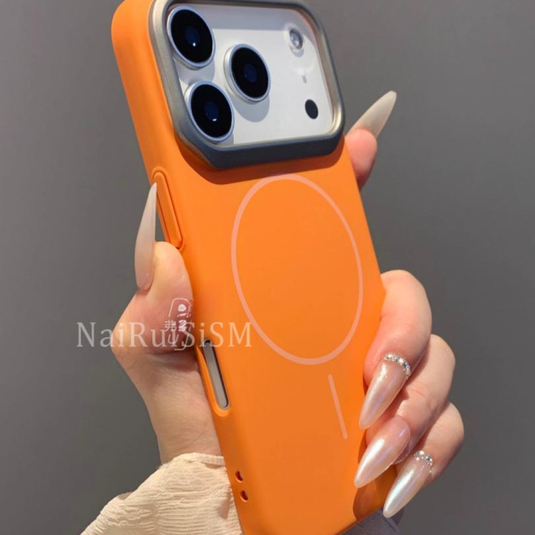 高级感磁吸超薄肤感磨砂适用iPhone17promax手机壳16promax防摔硬