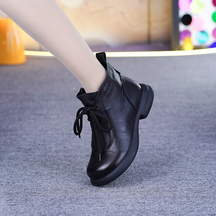 0368真皮羊毛马丁靴女冬新款头层牛皮低跟软底防滑加绒加厚小短靴