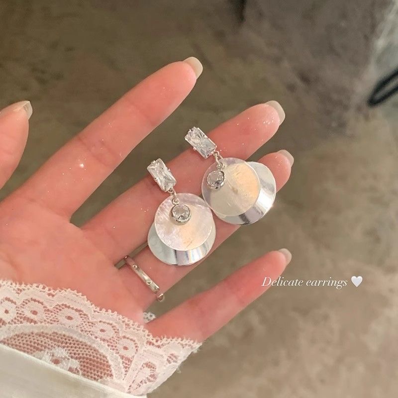 铜合金贝壳耳饰 法式闪钻圆片耳环女轻奢高级感气质耳钉小众耳饰