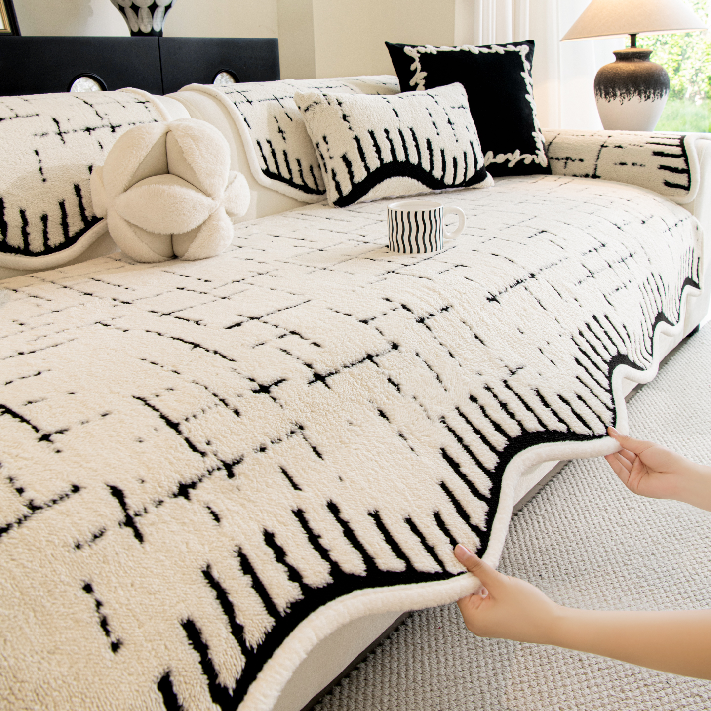 LANSWE/浪莎异形织锦新款秋冬舒棉绒沙发垫子高级感一片式坐垫