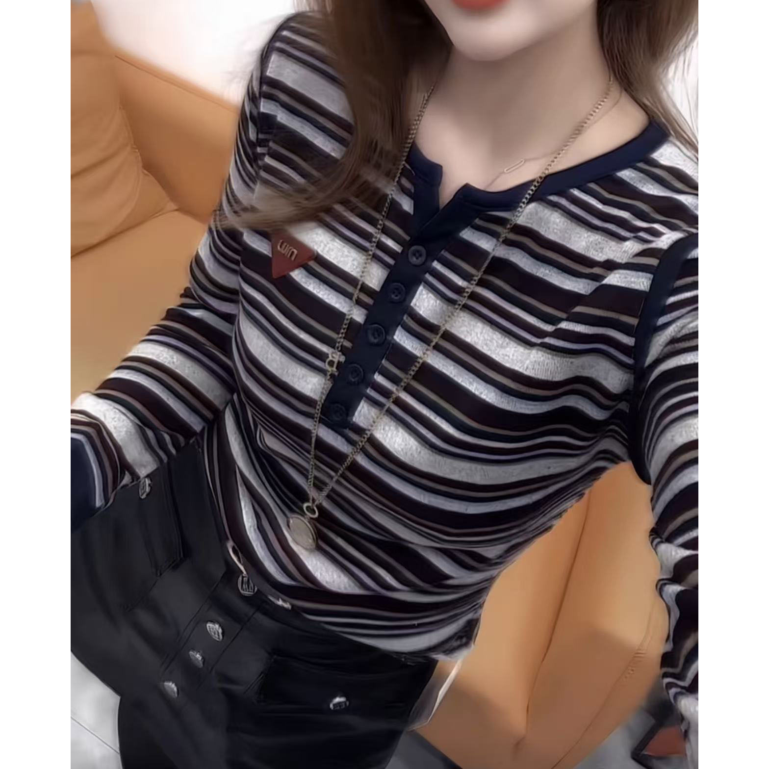 今年百搭穿搭2025早秋新款温柔风圆领修身宽松型条纹毛针织衫上衣