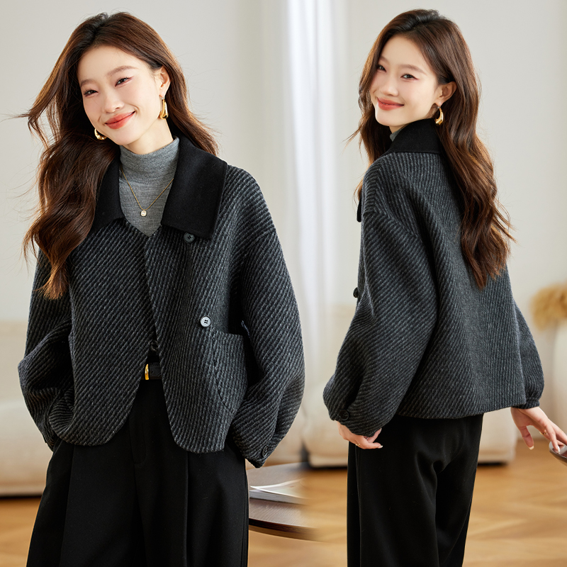 高端气质翻领双面呢外套女2025秋冬新款小香风短款宽松显瘦呢大衣