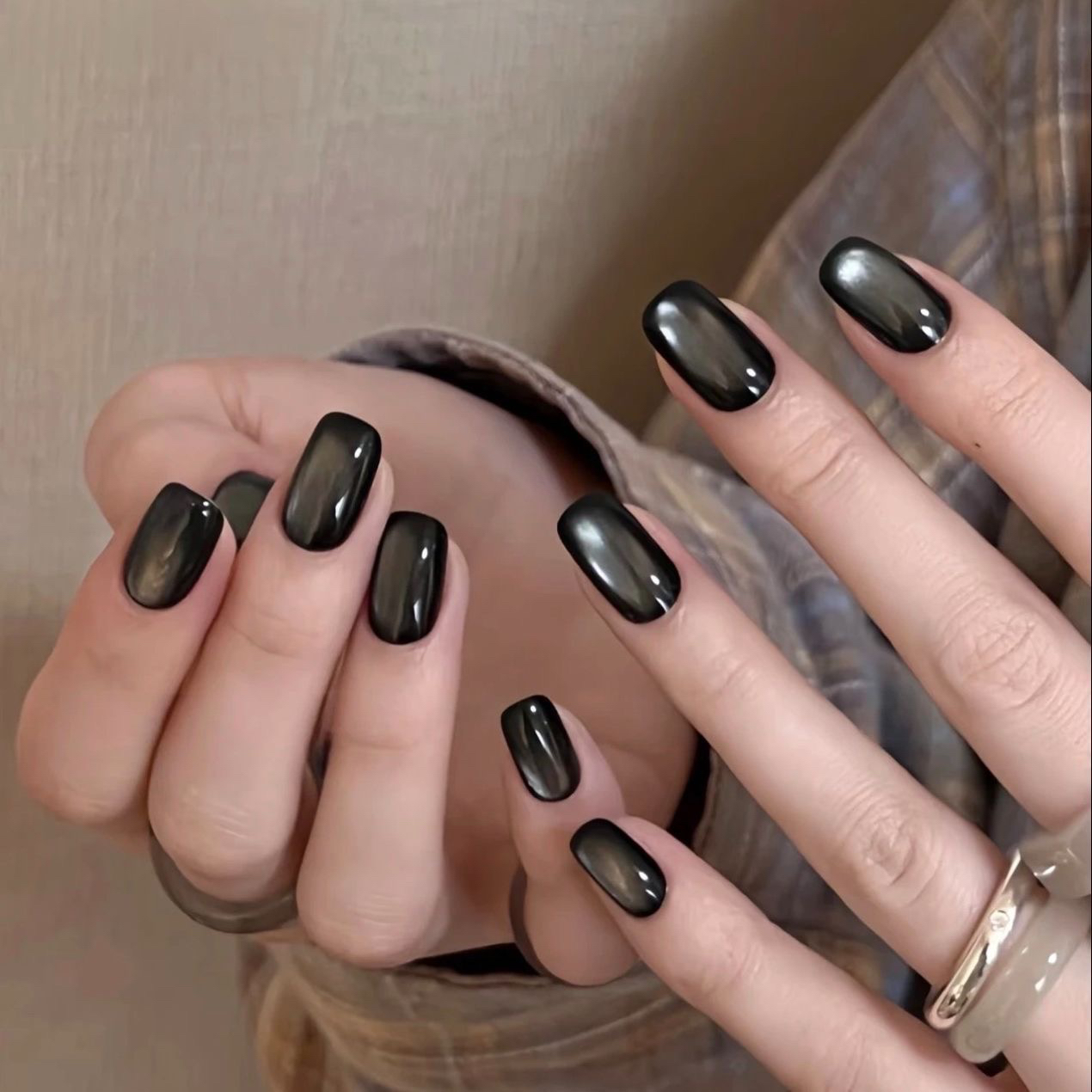 【黑珍珠】新款穿戴甲甜酷短款玻璃珠黑色猫眼显白高级感穿戴美甲