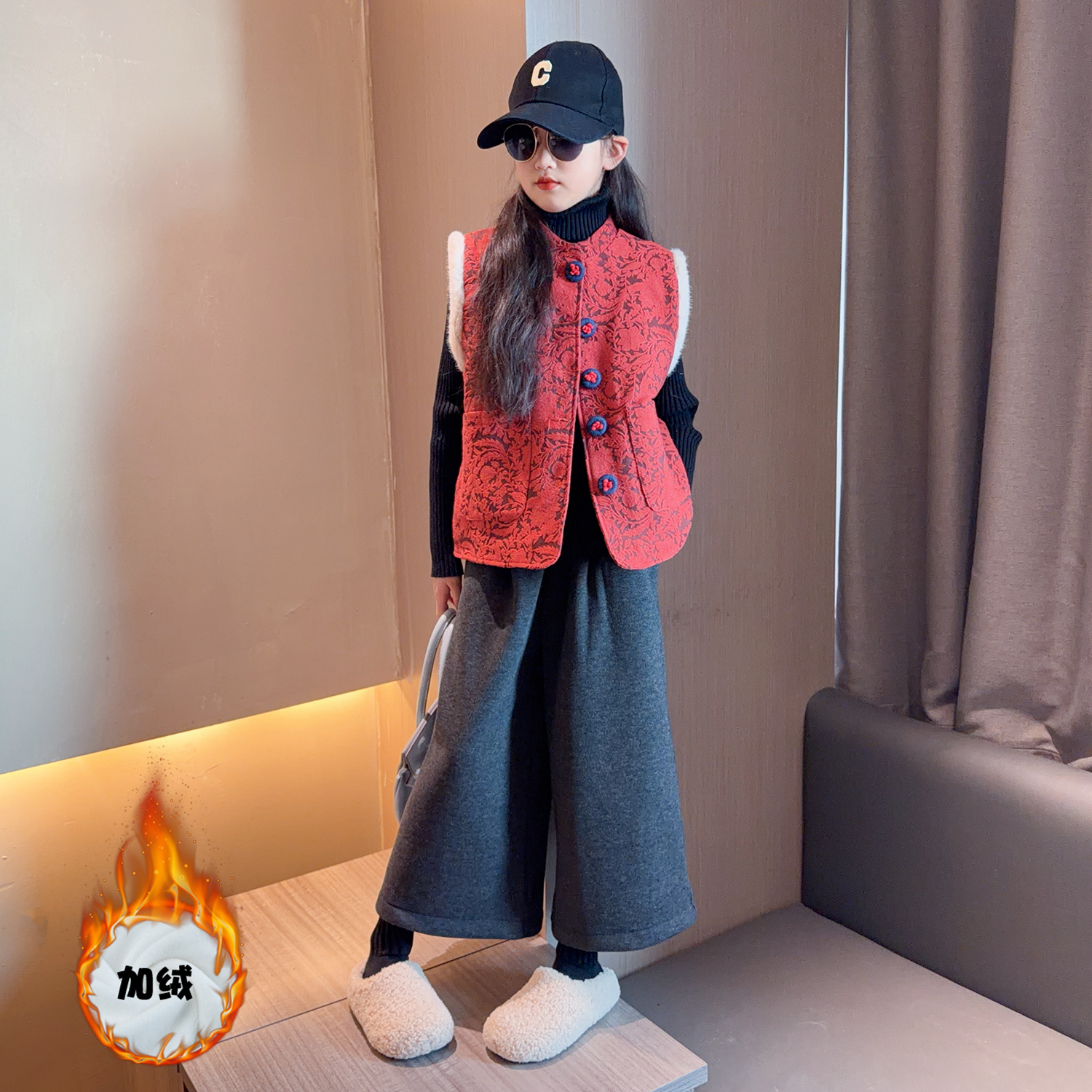 女童国风新中式夹棉加厚马甲儿童秋冬洋气本命年保暖背心一整套