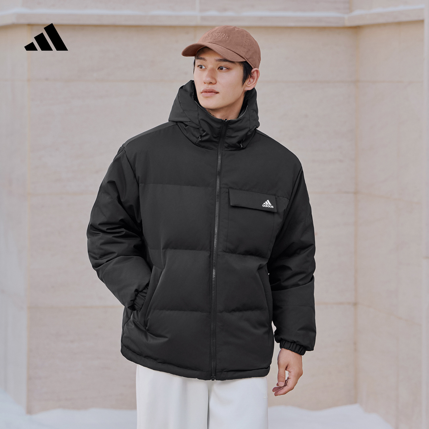 阿迪达斯 新年战袍男女600蓬鸭绒好羽绒运动保暖羽绒服 IV7569