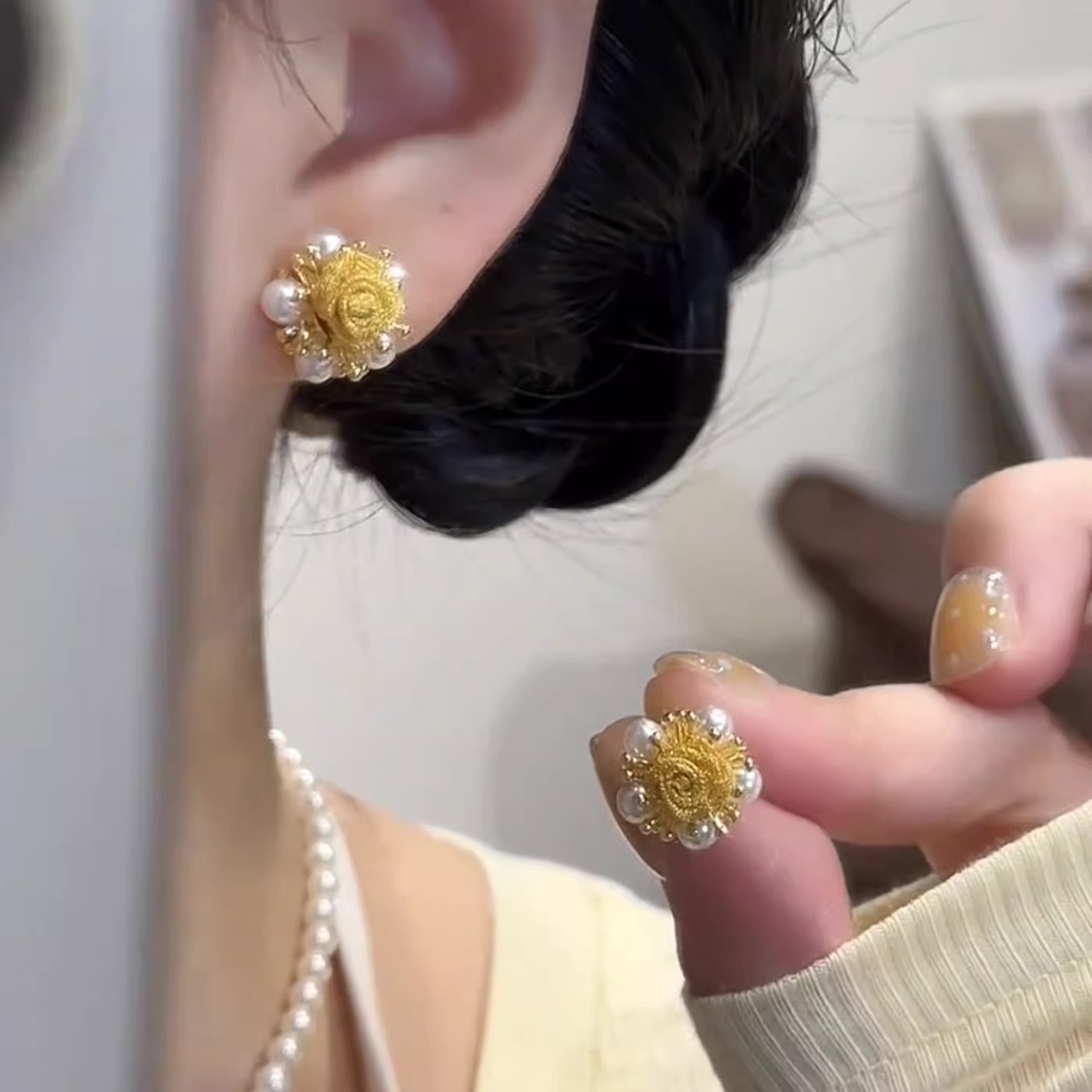 合金耳饰 【高品质】2025新款黄玫瑰珠珠耳钉轻奢小巧气质高级感