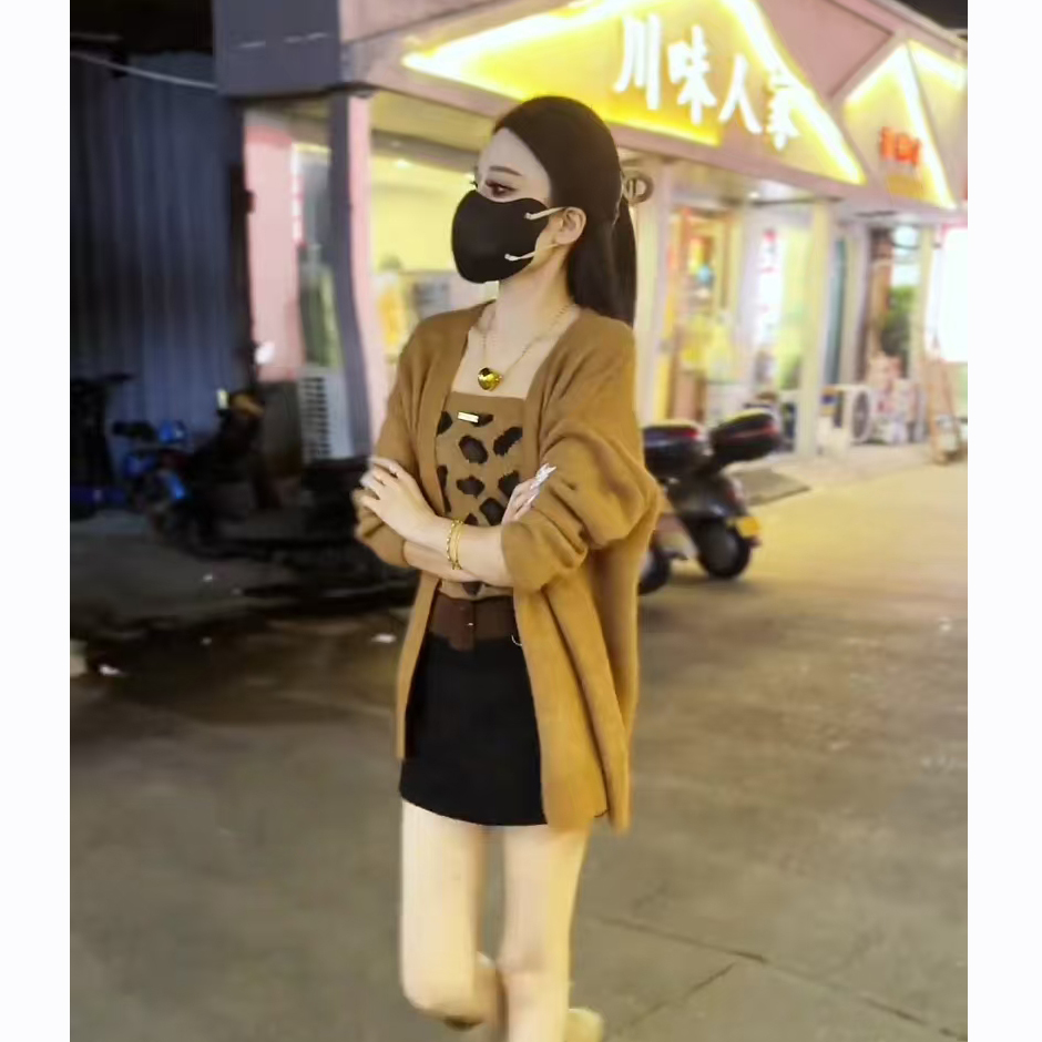 秋装搭配一整套2025年新款百搭豹纹吊带针织开衫高腰短裙三件套装