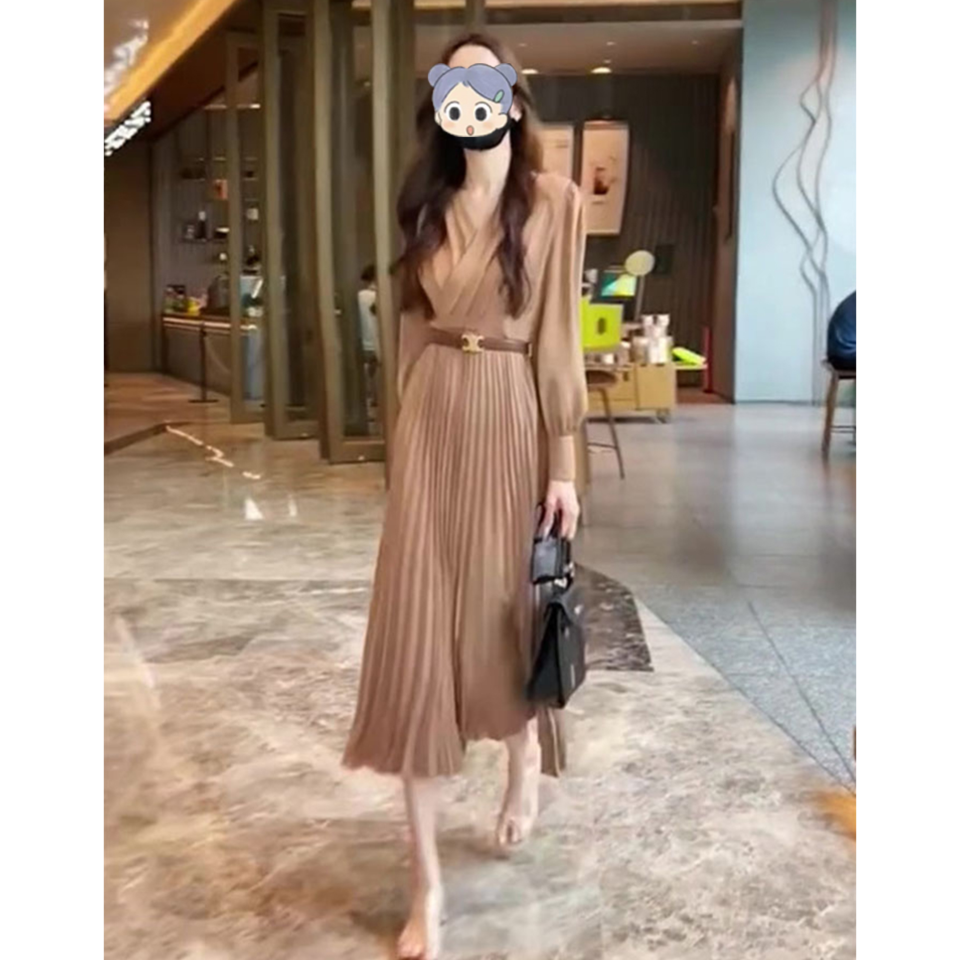 2025年早秋新款高端精致气质女神范百褶长裙小香风长袖连衣裙女