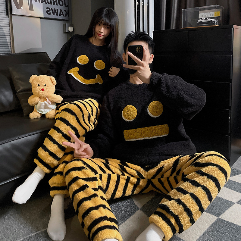 情侣睡衣女秋冬季半边绒保暖加厚加绒毛绒套装可爱卡通男士家居服