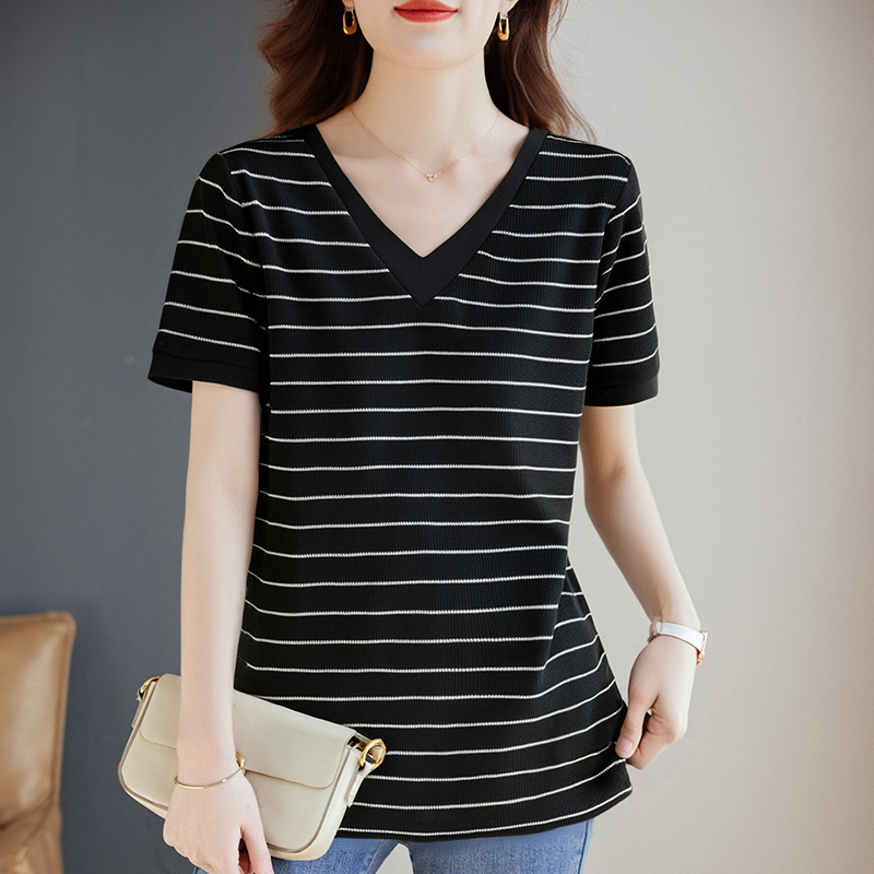 洋气条纹t恤女2025新款夏季胖mm大码女装宽松短袖V领上衣正肩半袖