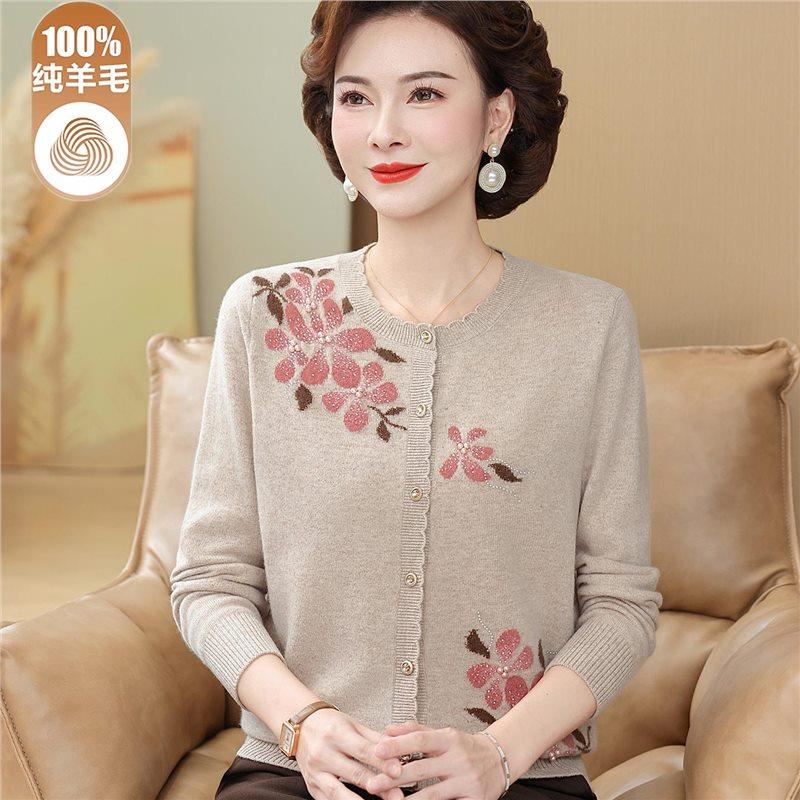 100%纯羊毛外套秋冬新款中老年人女针织衫宽松妈妈装毛衣奶奶开衫