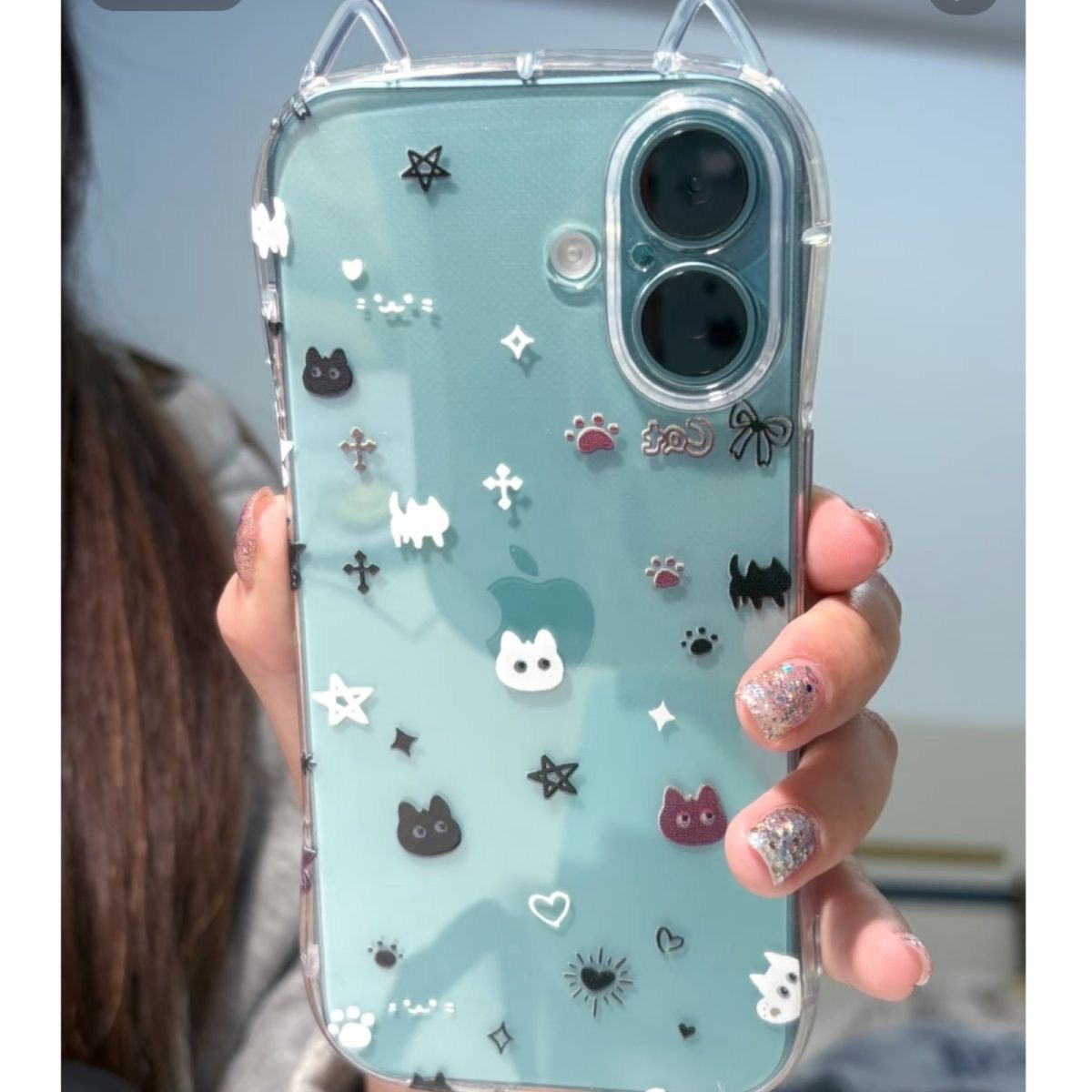 ins黑白小猫咪适用苹果17pro手机壳iPhone16/15软套14/13猫耳朵11