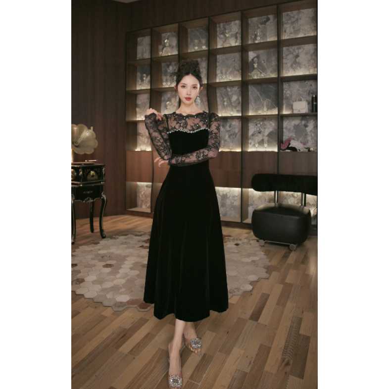 六爻定制 设计感蕾丝长裙重工气质款显瘦连衣裙 21881