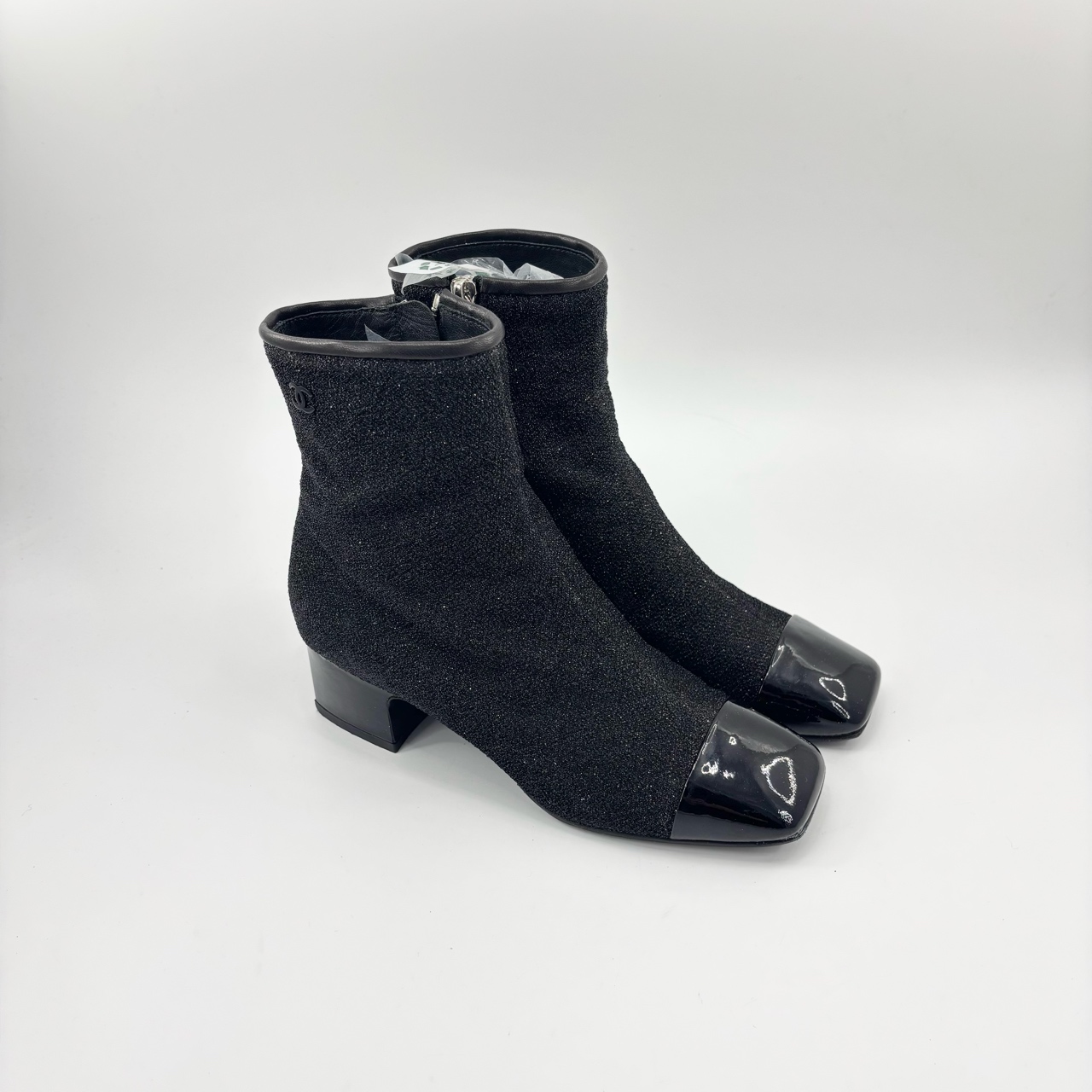 95新 Chanel/香奈儿 36.5码/秀款满天星黑色亮片短靴/TT0536