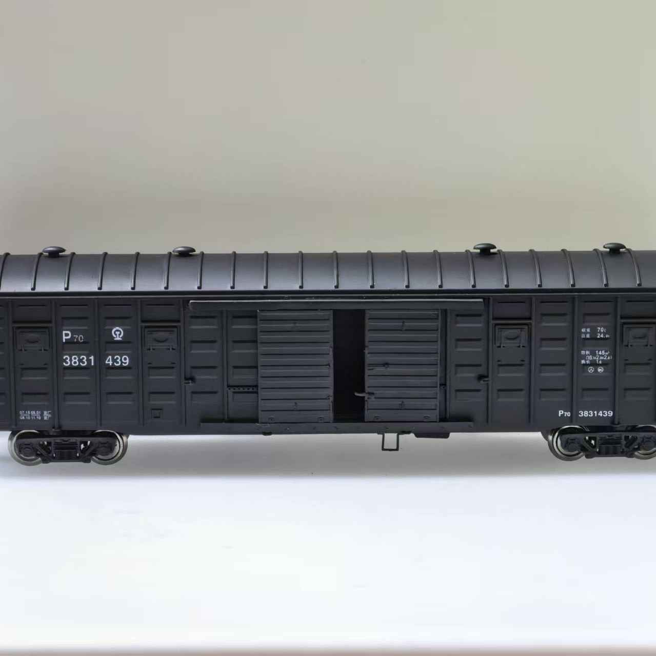 HCMX货车 P70棚车模型 P70黑色 沈3831439 车门可开  HO比例1/87