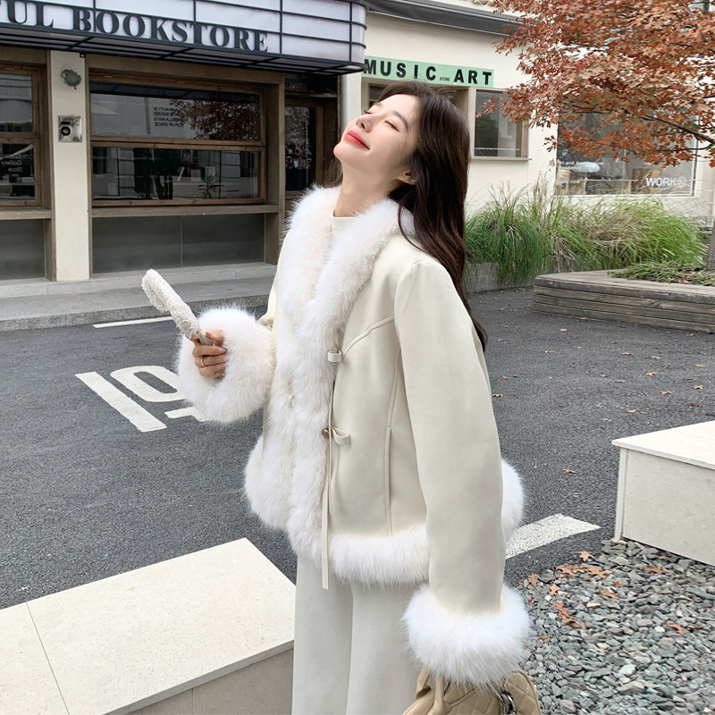 冬季氛围感千金风毛绒拼接羽绒服2025新品高级感优雅气质加厚外套