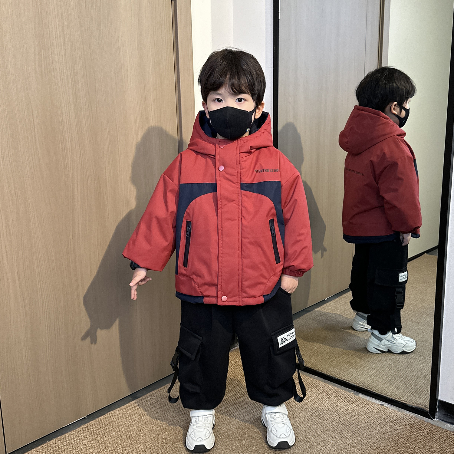 男童外套秋冬加绒2025新款帅气儿童冬装棉衣男孩宝宝加厚派克服潮